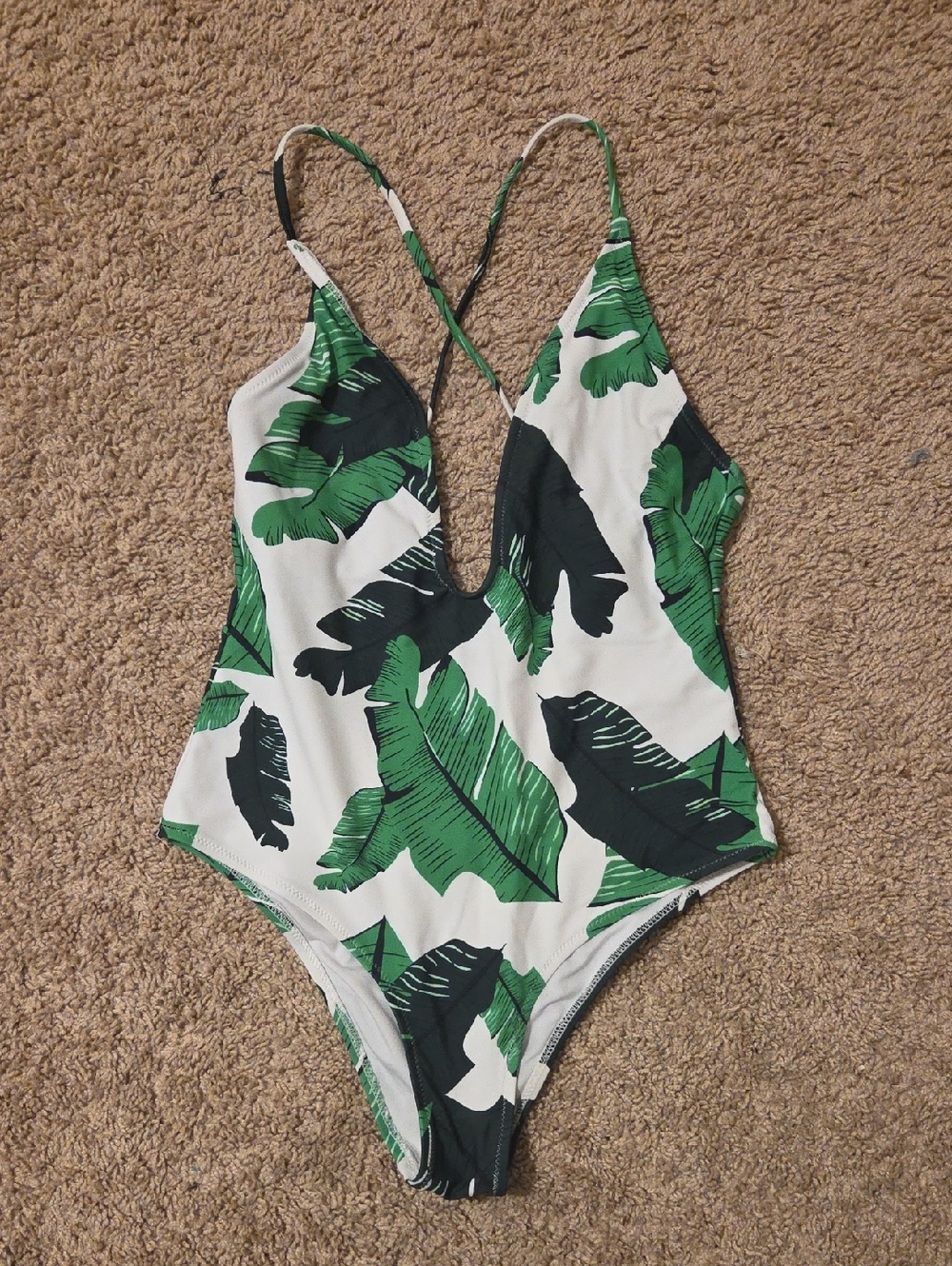 Cupshe White One-Piece Swimsuit with Green Leaf Print